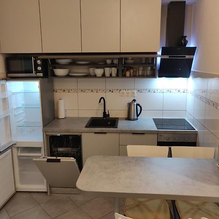 Apartman Renata Omis Bagian luar foto